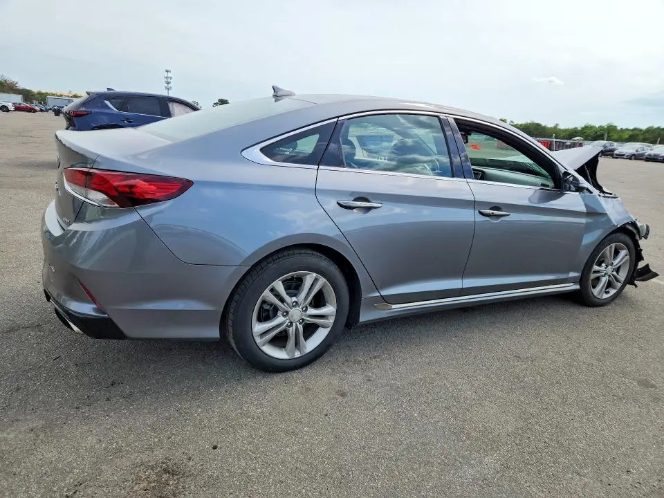 2018 HYUNDAI SONATA SPORT  