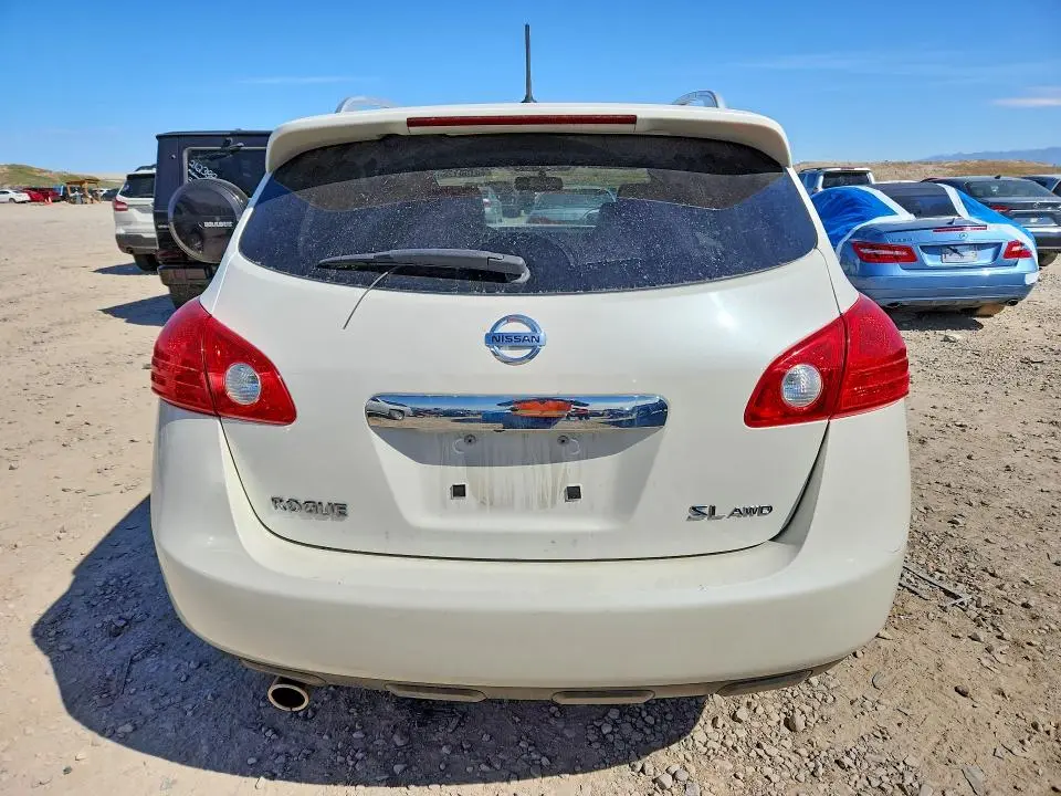 2012 NISSAN ROGUE S  