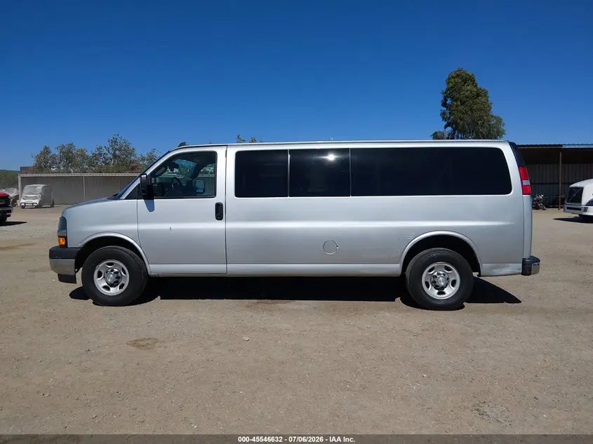 2017 CHEVROLET EXPRESS 3500 LT