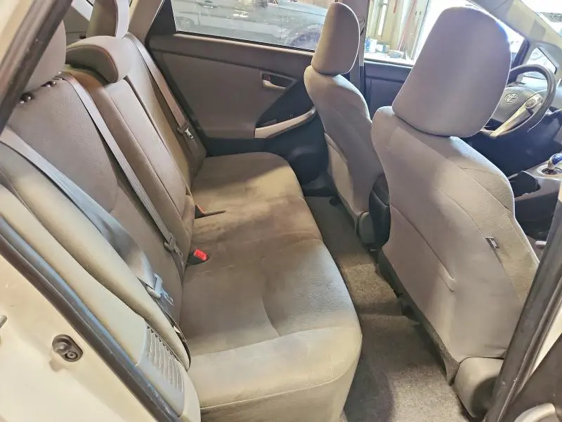 2015 TOYOTA PRIUS THREE  