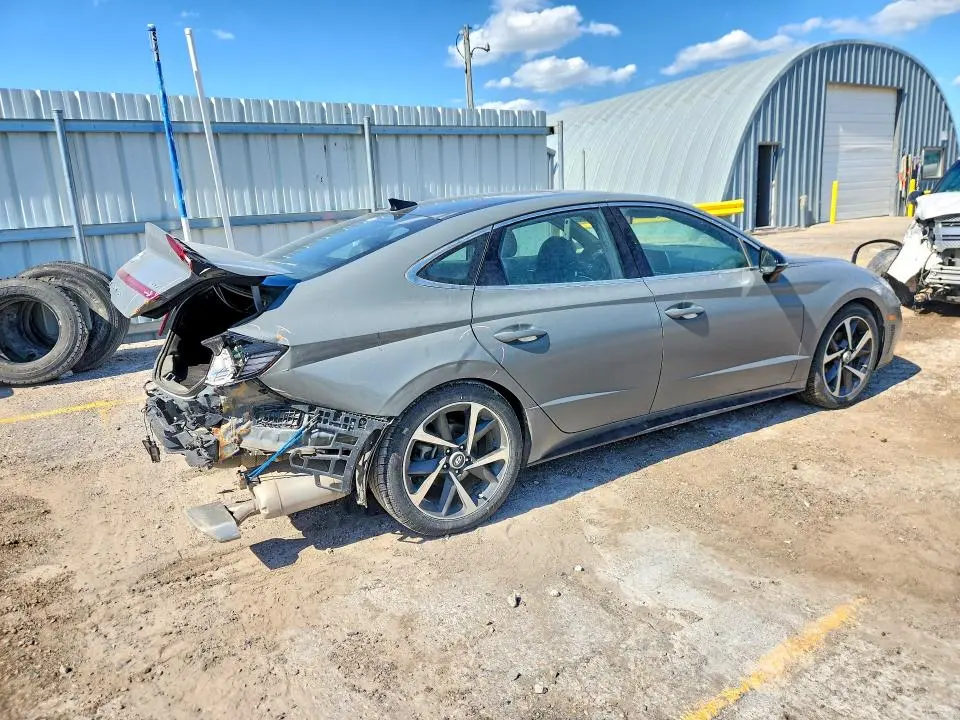 2021 HYUNDAI SONATA SEL PLUS  