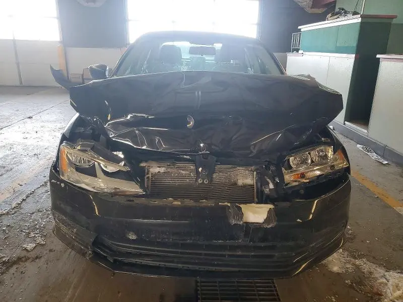 2016 VOLKSWAGEN JETTA SE  