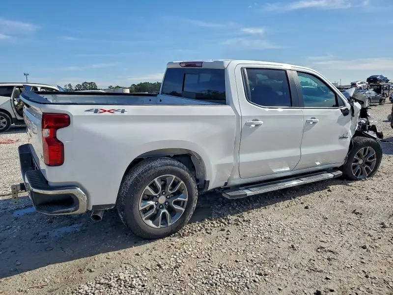 2025 CHEVROLET SILVERADO K1500 LT  
