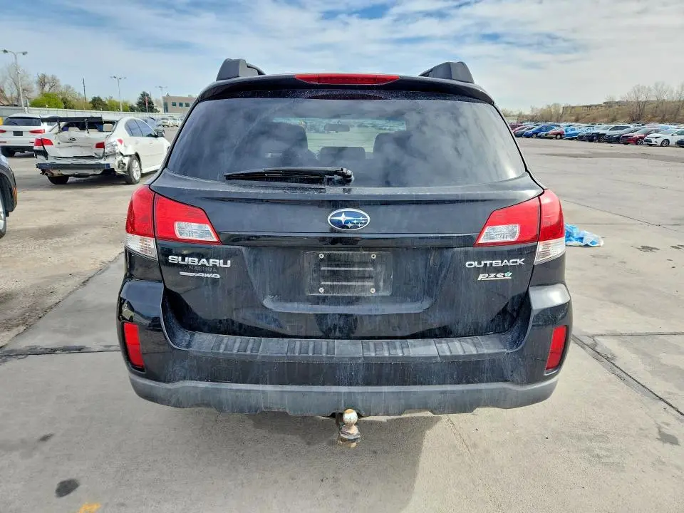 2011 SUBARU OUTBACK 2.5I PREMIUM  