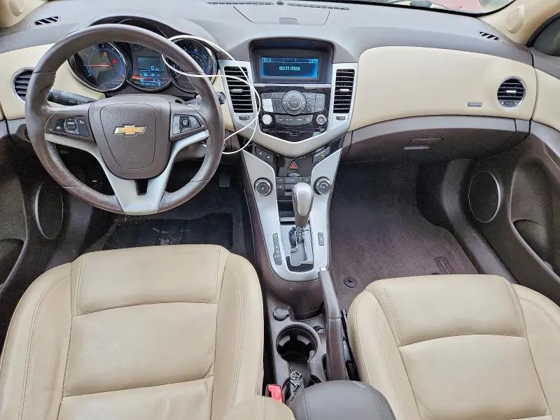 2012 CHEVROLET CRUZE LT  
