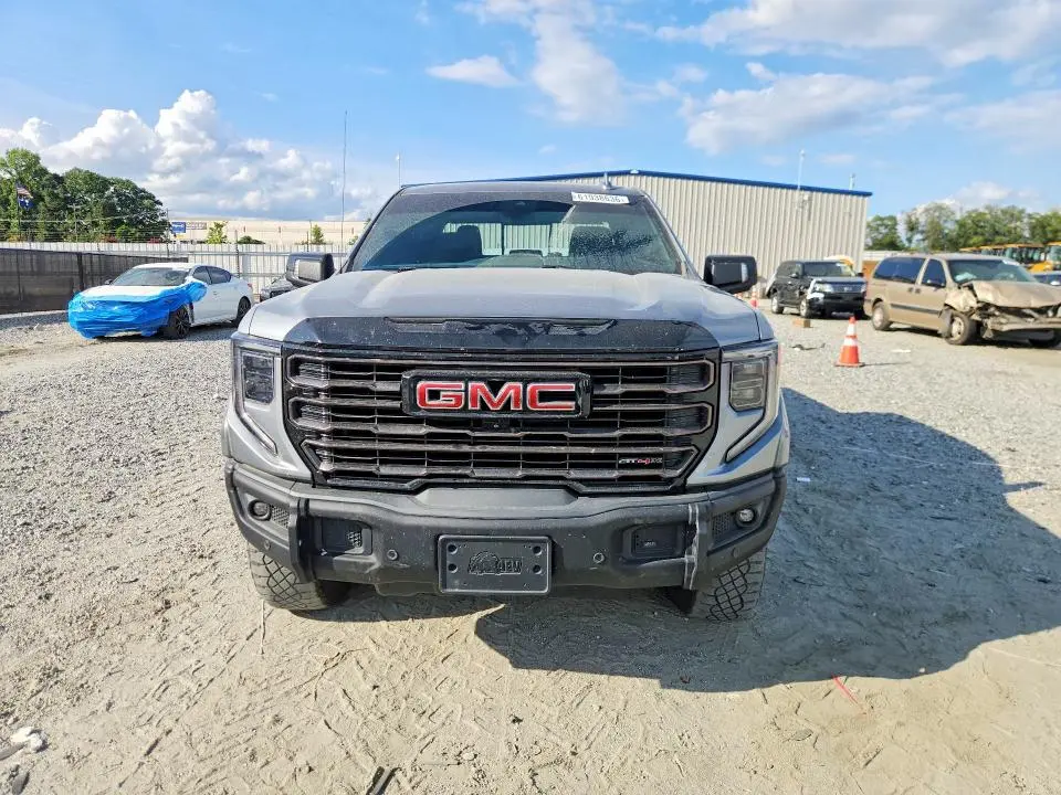 2023 GMC SIERRA K1500 AT4X  