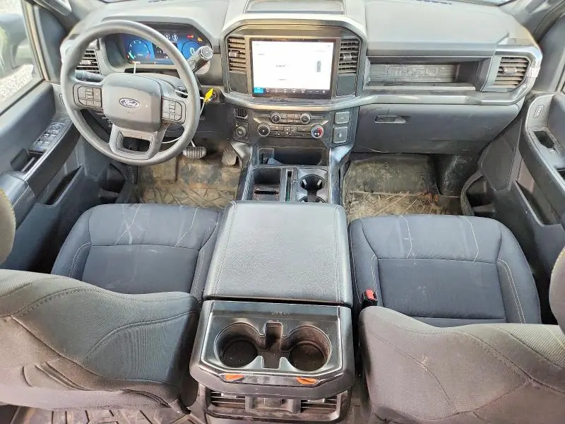 2025 FORD F150 STX  