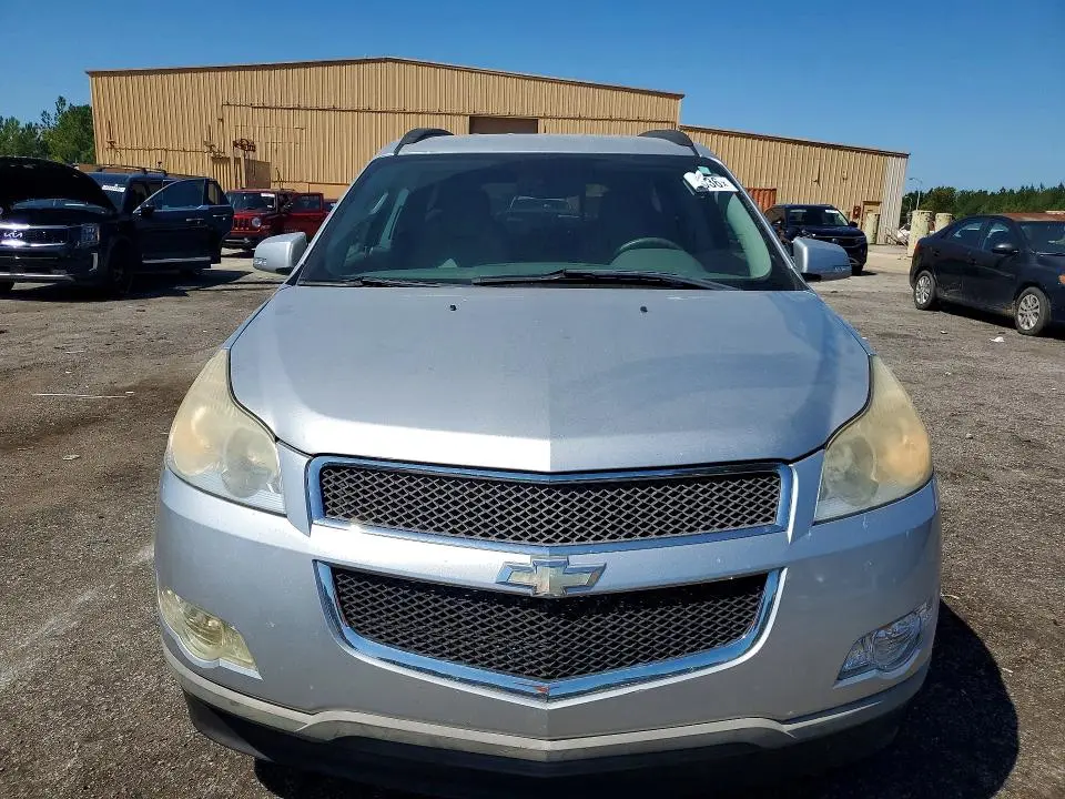 2012 CHEVROLET TRAVERSE LT  