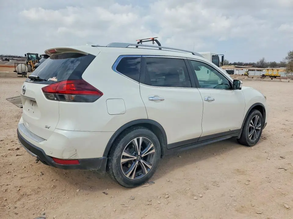 2019 NISSAN ROGUE SV  