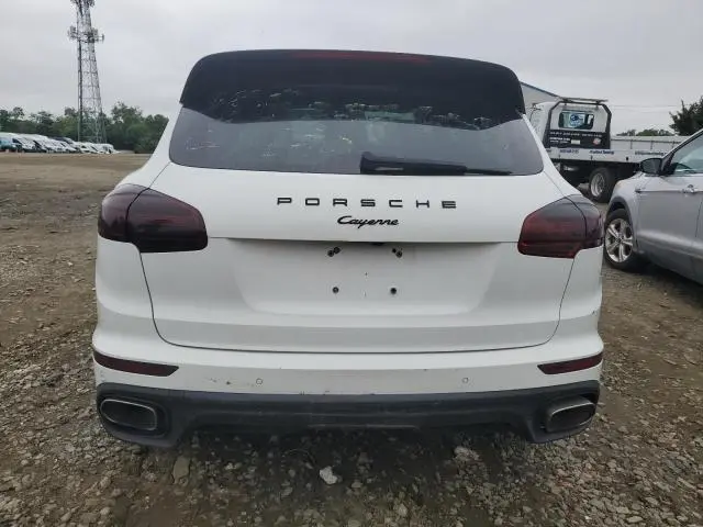 2016 PORSCHE CAYENNE   