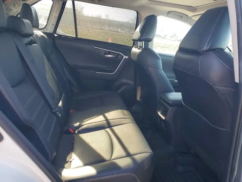 2021 TOYOTA RAV4 LIMITED  