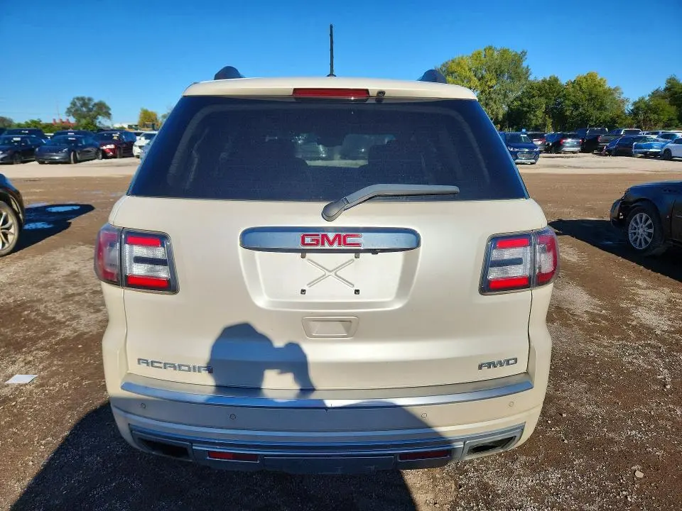 2015 GMC ACADIA DENALI  