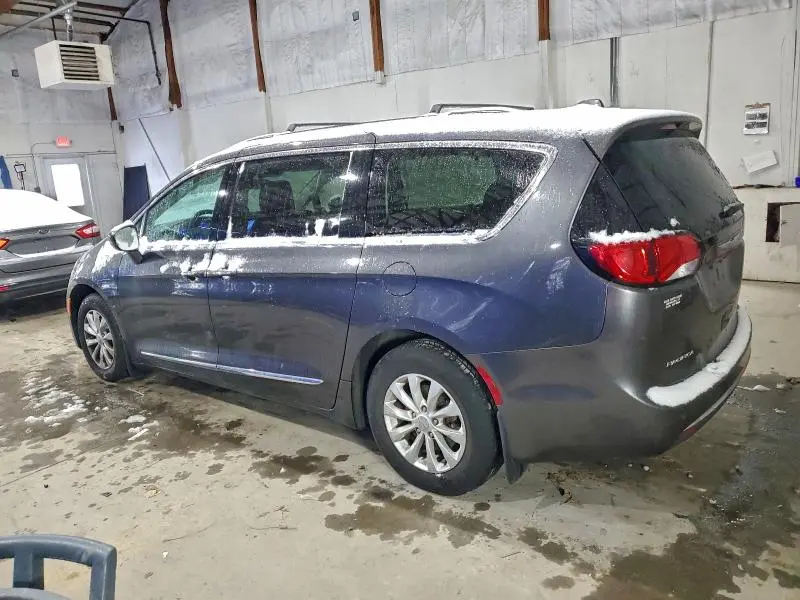 2017 CHRYSLER PACIFICA TOURING L  