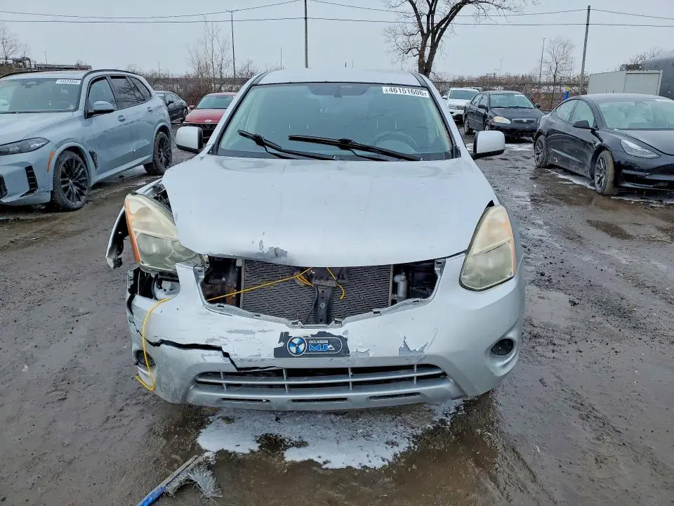 2013 NISSAN ROGUE S  