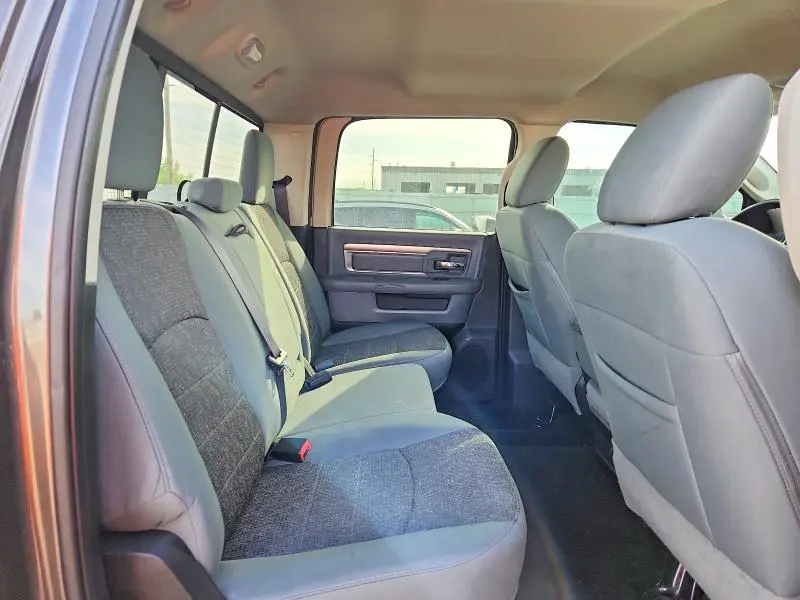 2016 RAM 2500 SLT  