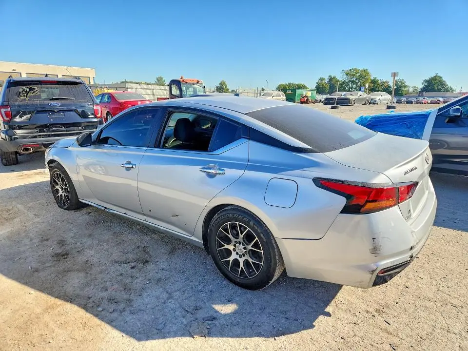2024 NISSAN ALTIMA S  