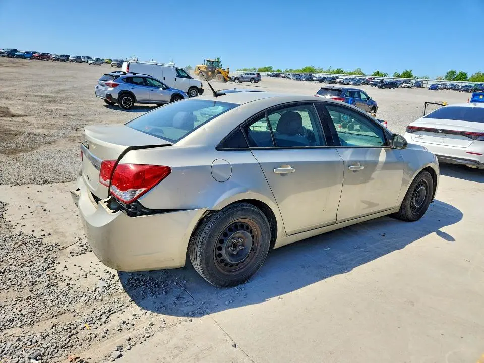 2014 CHEVROLET CRUZE LS  