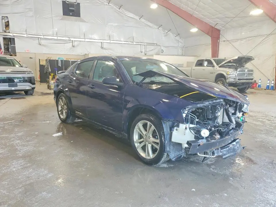 2014 DODGE AVENGER SE  