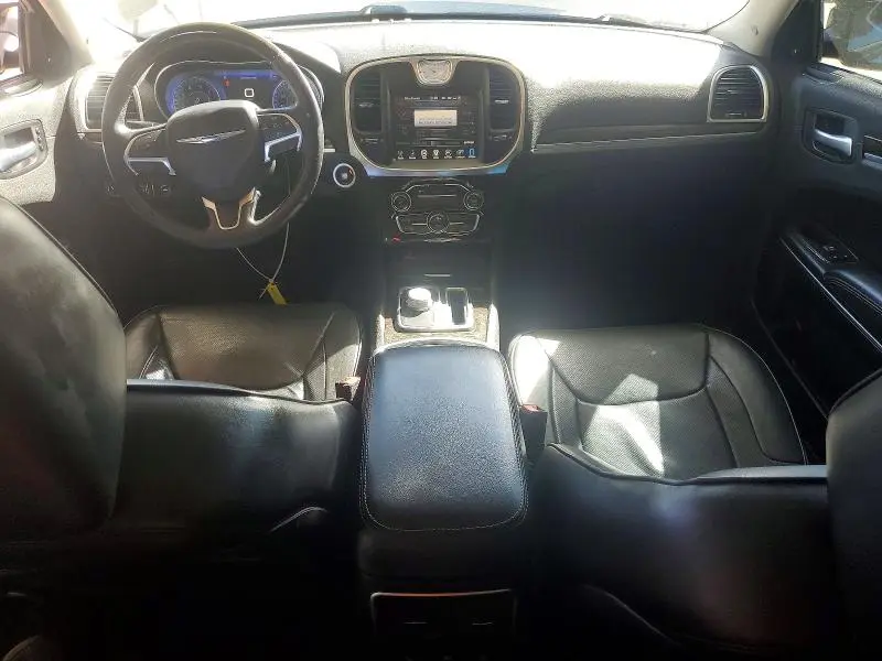 2016 CHRYSLER 300C   