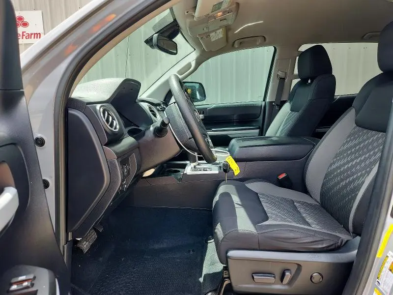 2019 TOYOTA TUNDRA CREWMAX SR5  