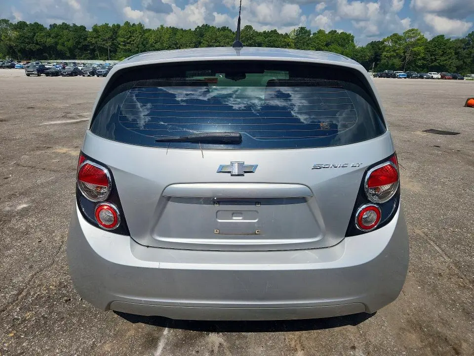 2014 CHEVROLET SONIC LT  
