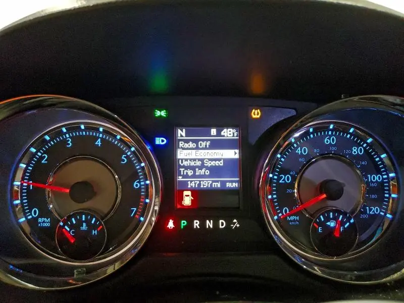 2016 CHRYSLER TOWN & COUNTRY TOURING  