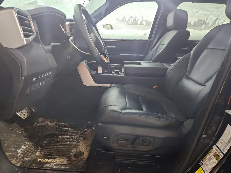 2024 TOYOTA TUNDRA   