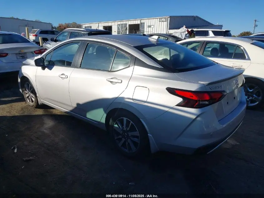 2020 NISSAN VERSA SV XTRONIC CVT
