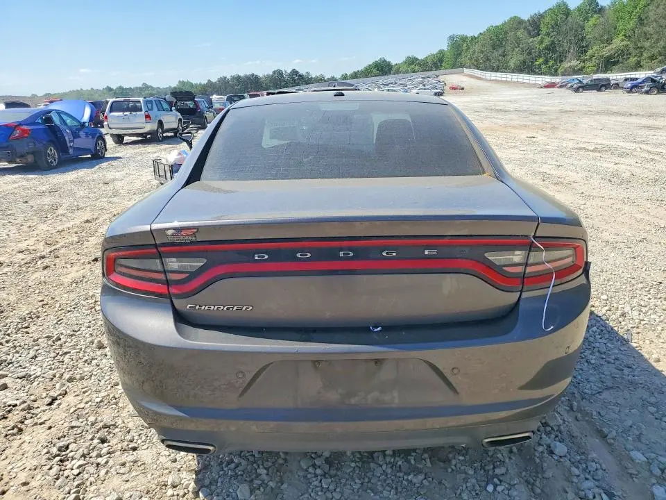 2016 DODGE CHARGER SE  