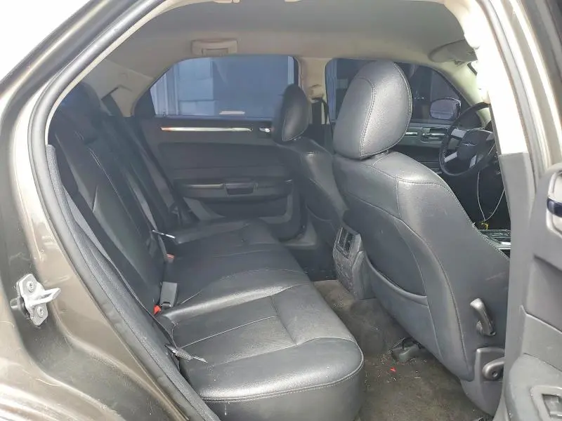 2010 CHRYSLER 300 TOURING  