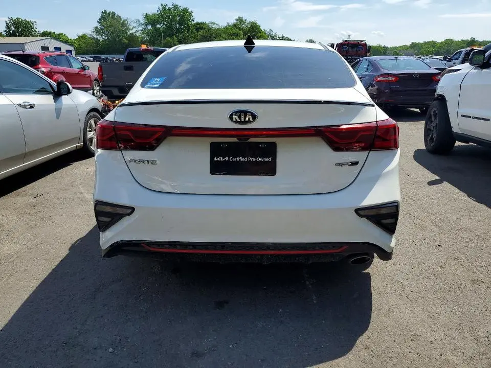 2020 KIA FORTE GT LINE  