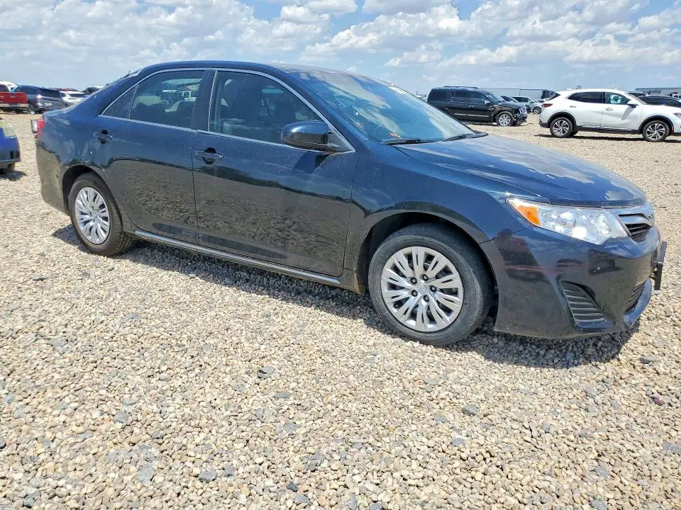 2012 TOYOTA CAMRY LE  