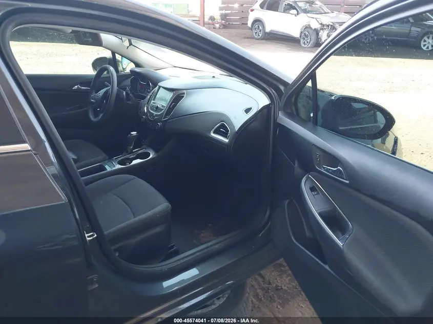 2018 CHEVROLET CRUZE LT AUTO