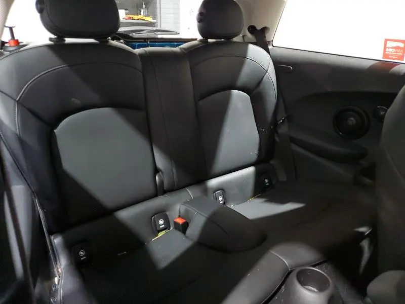 2019 MINI COOPER S  