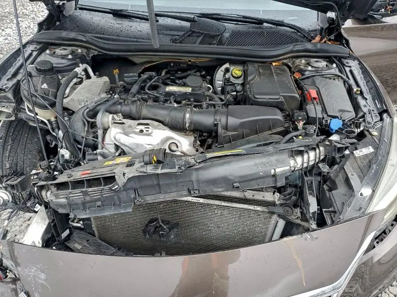 2018 INFINITI QX30 BASE  