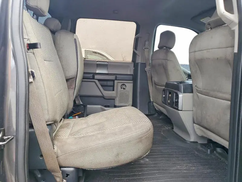 2015 FORD F150 SUPERCREW  