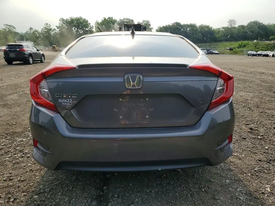 2018 HONDA CIVIC EX  
