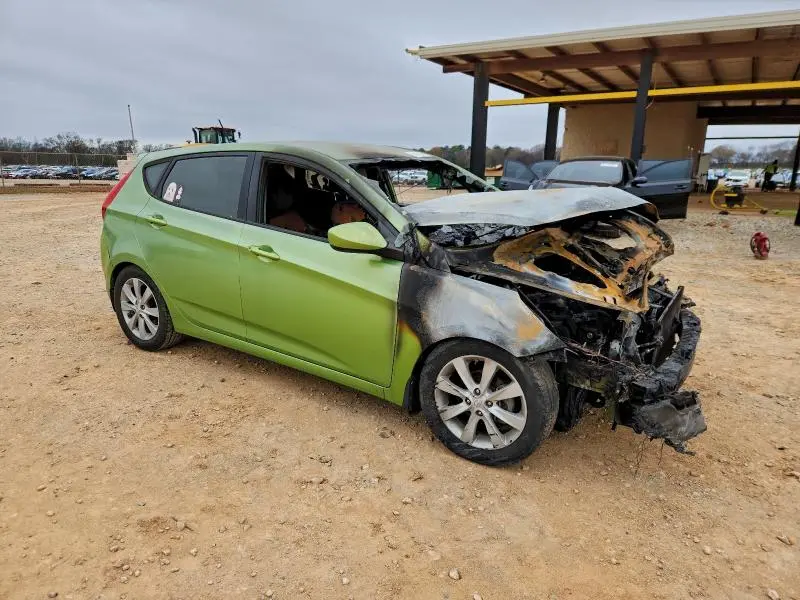 2012 HYUNDAI ACCENT GLS  