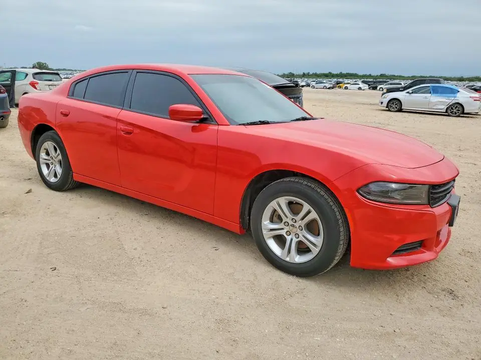 2022 DODGE CHARGER SXT  