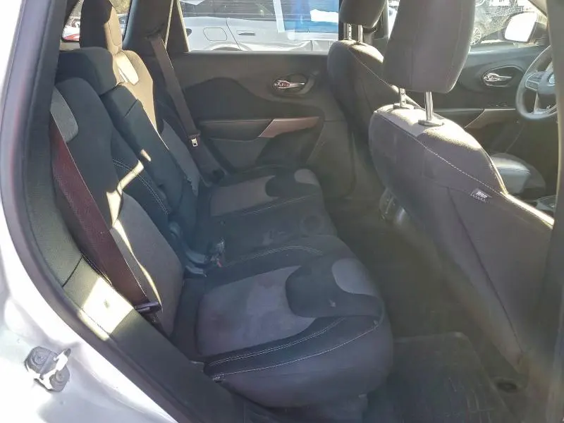 2017 JEEP CHEROKEE SPORT  