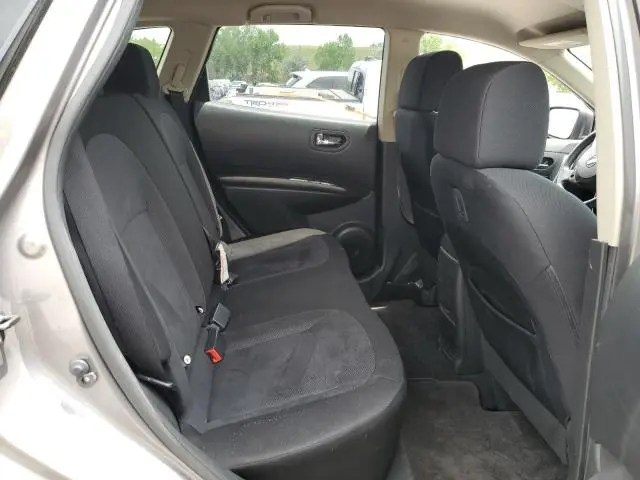 2013 NISSAN ROGUE S  