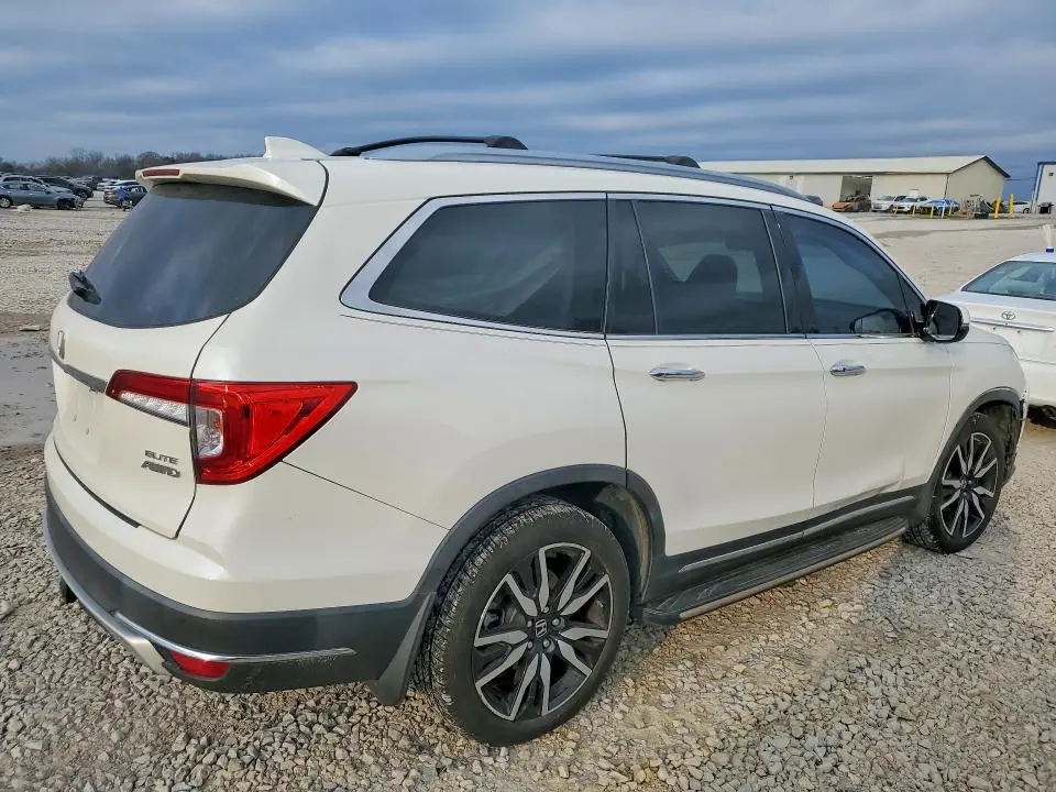 2019 HONDA PILOT ELITE  