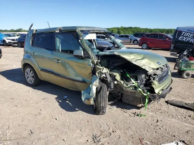 2013 KIA SOUL +  