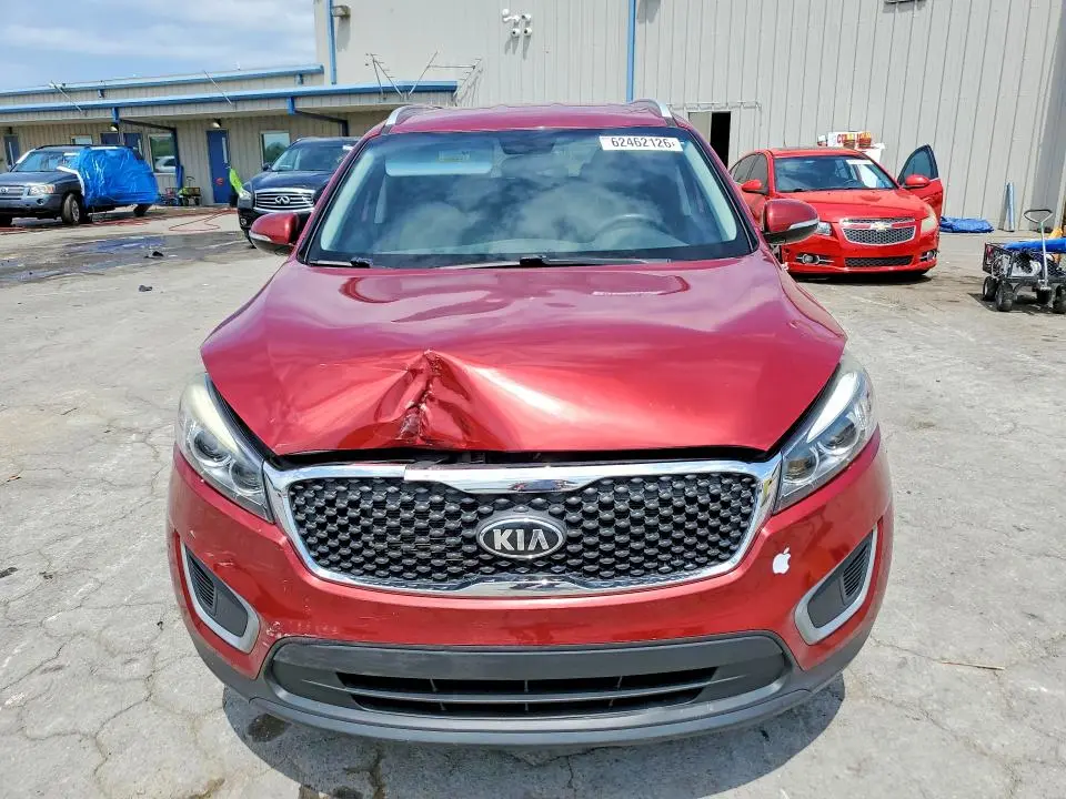 2018 KIA SORENTO LX  