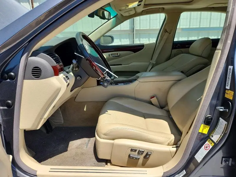 2012 LEXUS LS 460L  