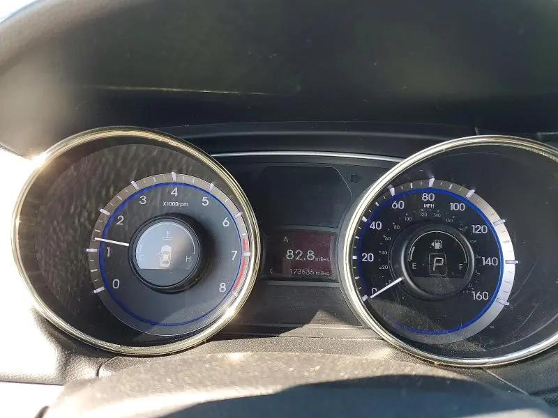 2012 HYUNDAI SONATA GLS  