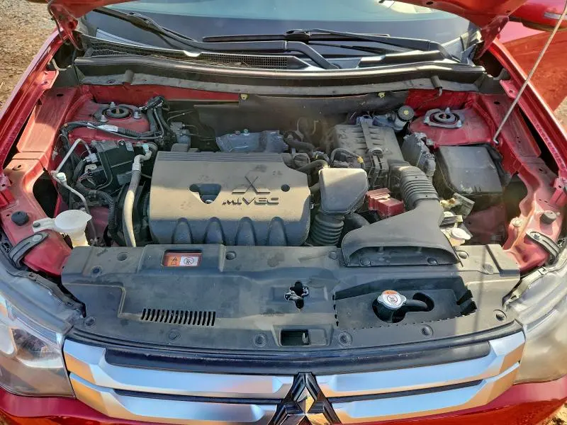 2015 MITSUBISHI OUTLANDER SE  