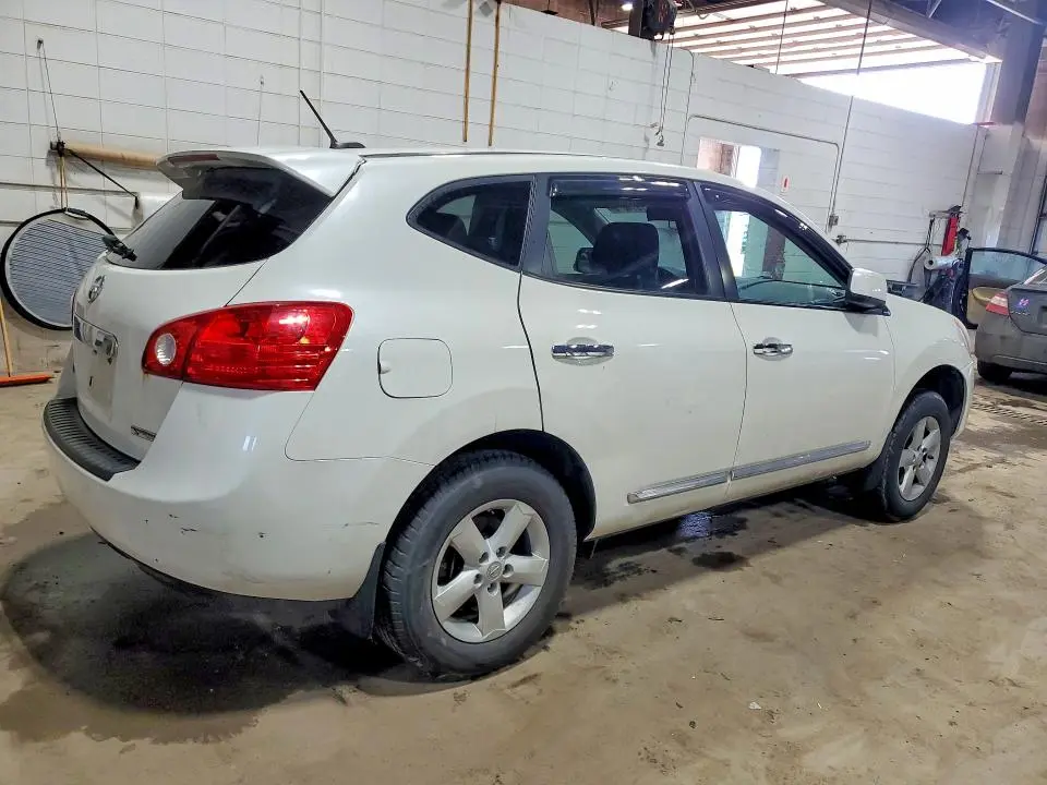 2013 NISSAN ROGUE S  