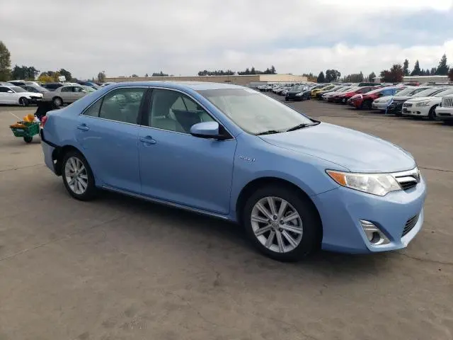 2012 TOYOTA CAMRY HYBRID  