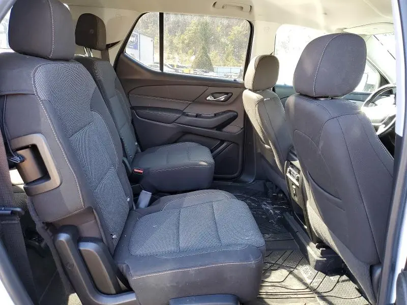 2020 CHEVROLET TRAVERSE LT  